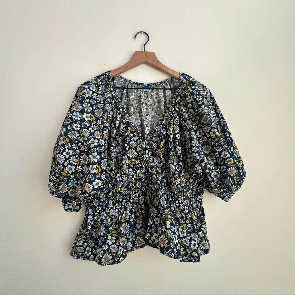 Old Navy Puff Sleeve Smocked V-neck Peplum Top Blue Floral Cottage Prairie Large